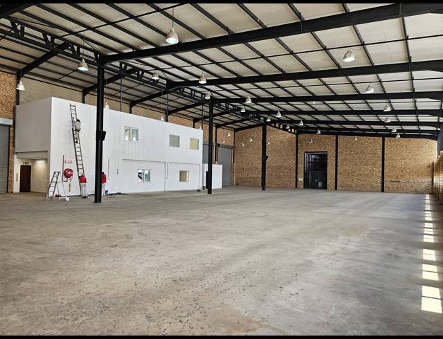 1,345M² WAREHOUSE TO LET IN NORTH RIDING